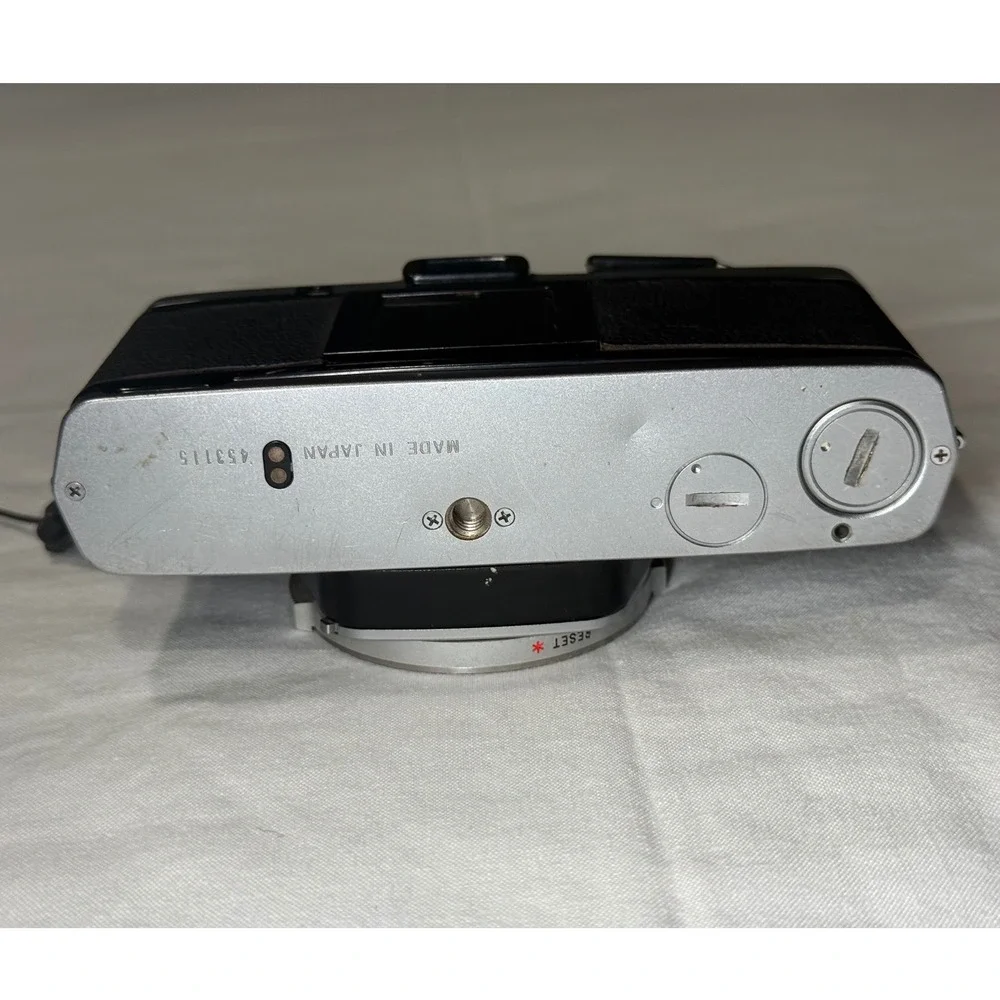 Vintage Olympus OM-2 MD 35mm SLR Film Camera Body Chrome Tested READ
